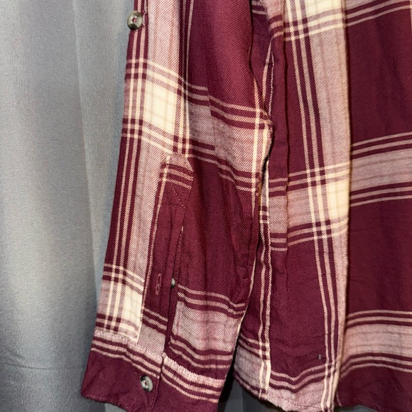 Woman’s Willow Creek Boyfriend Fit Plaid Shirt - Picture 8 of 13